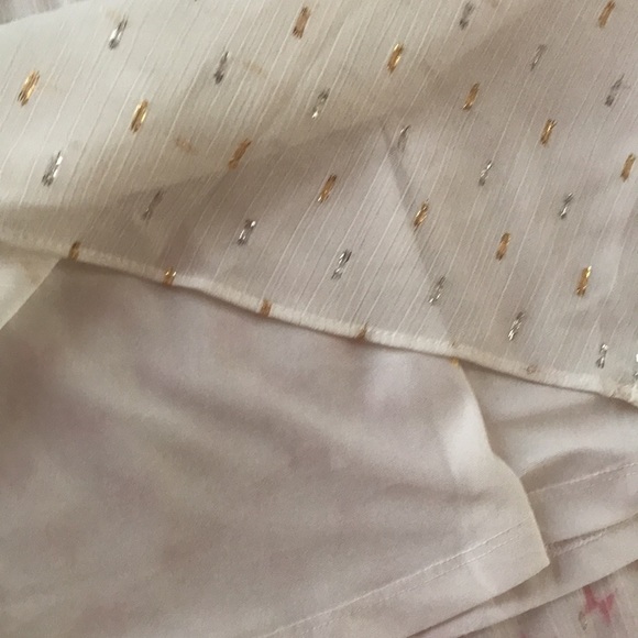 Worthington Blouse - Picture 7 of 9